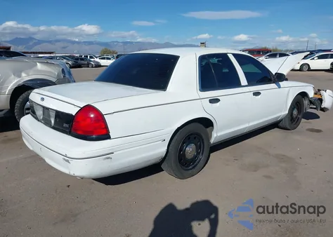 2011 Ford Crown Victoria Police Interceptor z USA, uszkodzony, nr VIN 2FABP7BV8BX179341